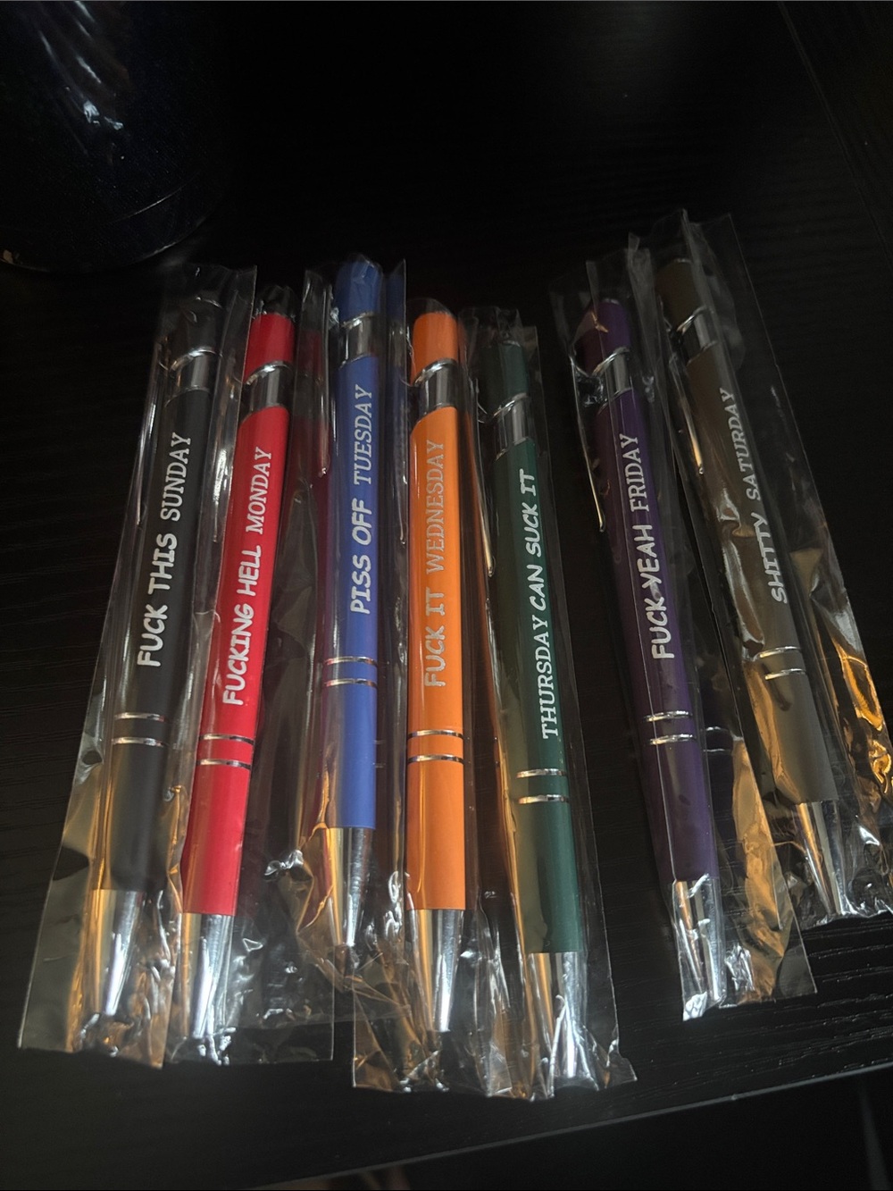 Days of the week adult pens set